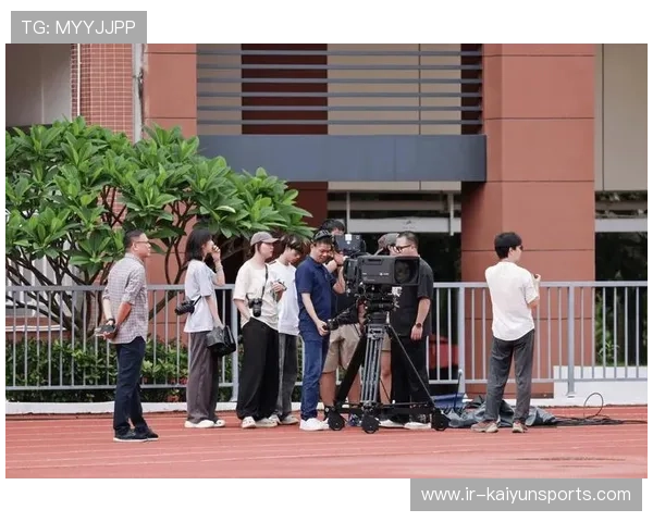 足球联赛在转播中增加幕后故事栏目提升观众黏性,足球转播收入 足球联赛在转播中增加幕后故事栏目提升观众黏性,足球转播收入
